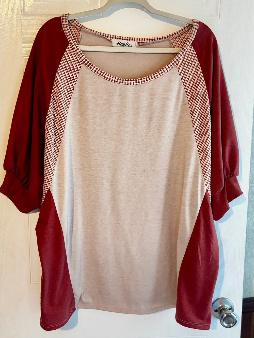 Haptics by Holly Harper 1X Colorblock Raglan Top Plus Size Burgundy Taupe
